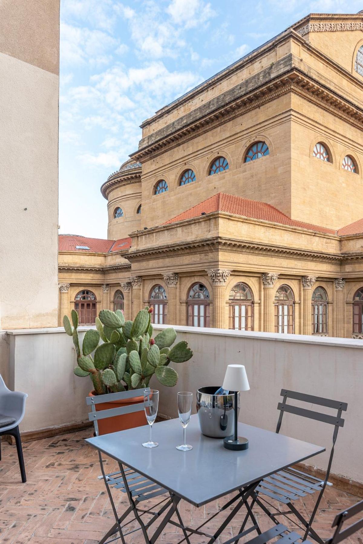 La Terrazza Sul Massimo Apartment ปาแลร์โม ภายนอก รูปภาพ